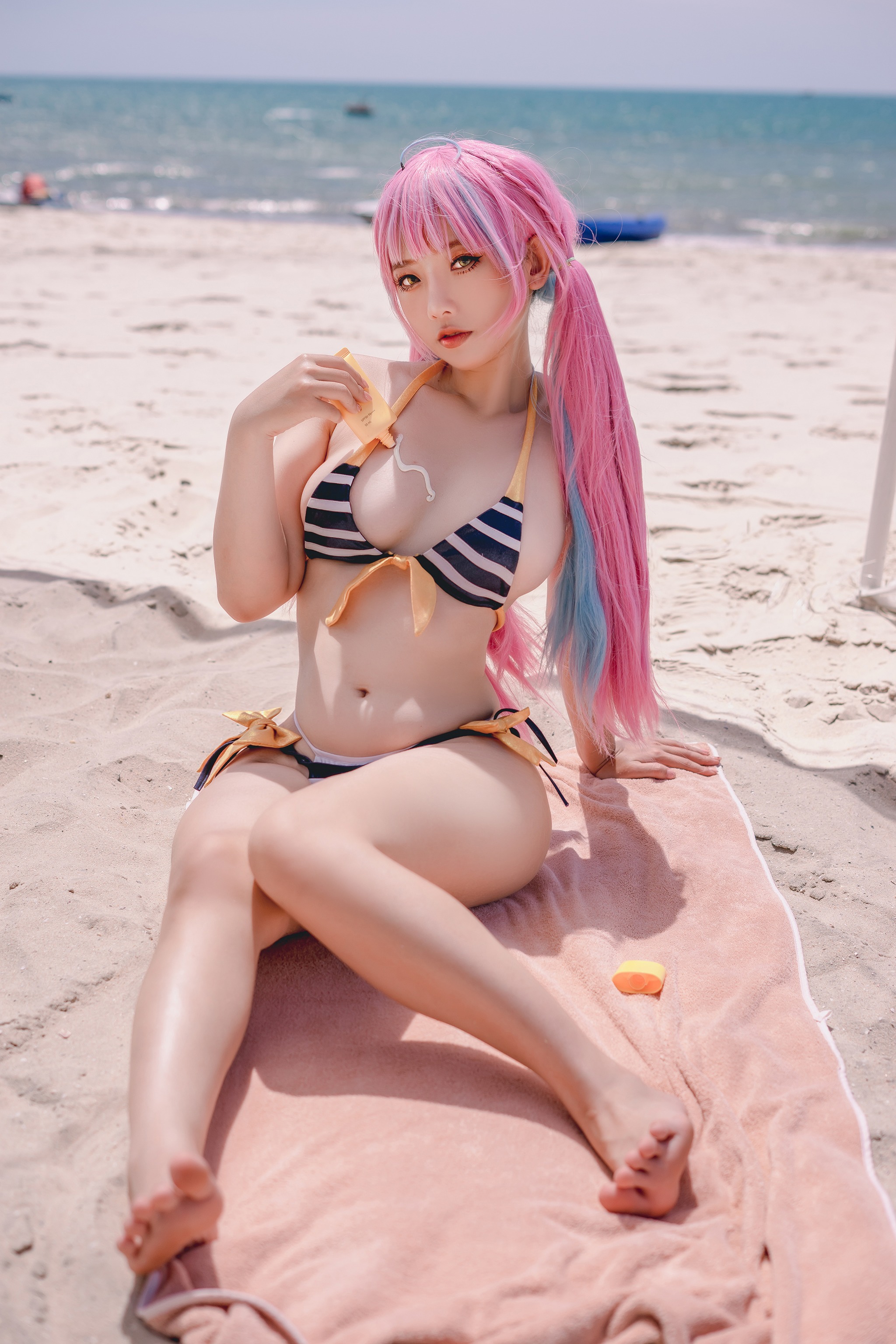 图片[1]-Messie Huang – NO.020 Aqua Bikini [34P]-XikXak